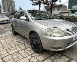 Toyota Corolla 2002 Gold