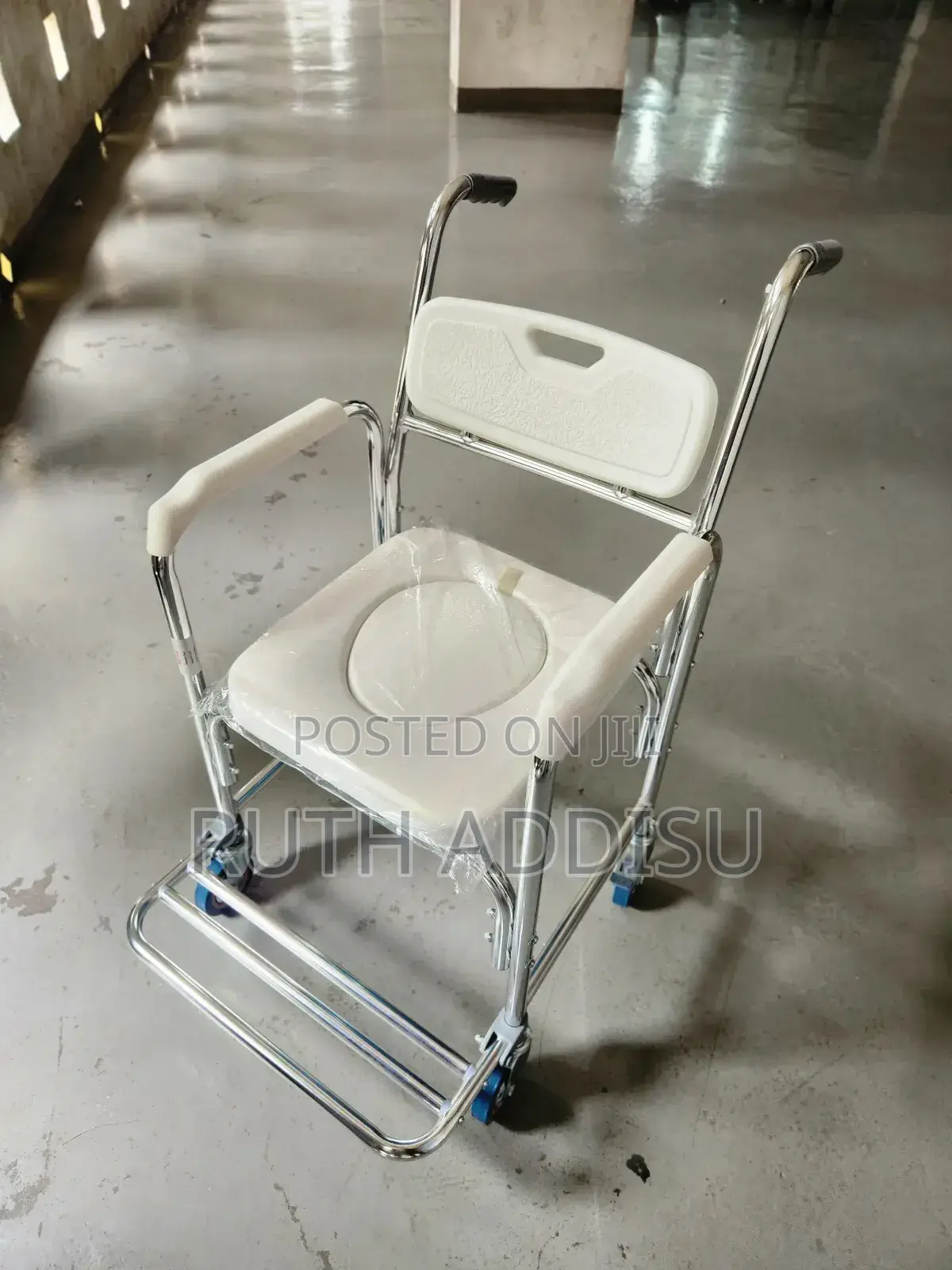 Commode Wheelchair管理wheelchair爪子commode Wheelchair段落wheelchair Medical