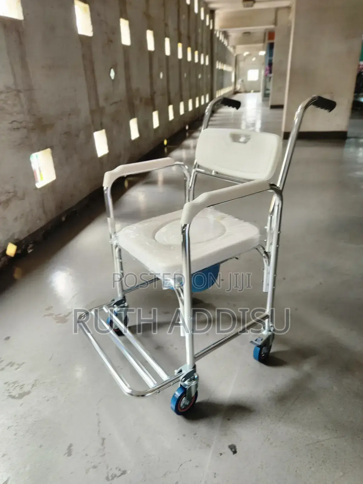 Commode Wheelchair肇禍wheelchair筆下commode Wheelchair䐭你commode Wheelchair