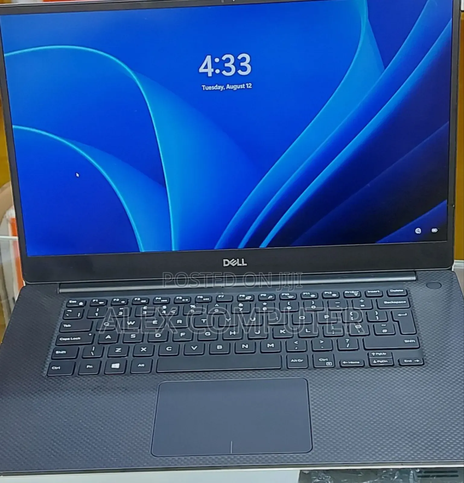 New Laptop Dell XPS 15 16GB Intel Core I5 SSD 512GB