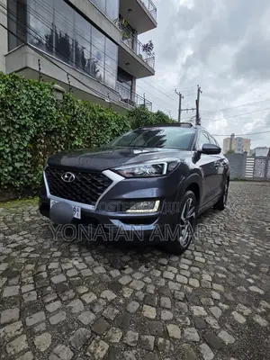 Photo - Hyundai Tucson 2020 Gray