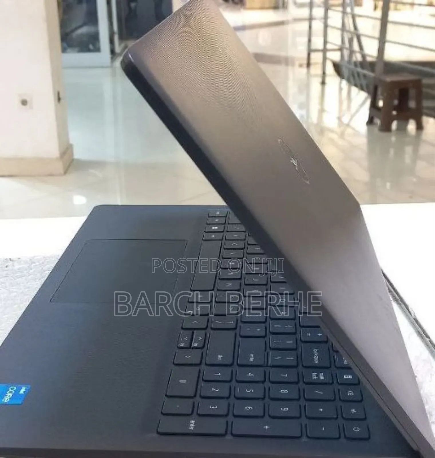 New Laptop Dell Vostro 3550 8GB Intel Core I5 SSD 1T