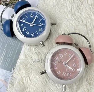 Photo - Quartz Alarm Clock