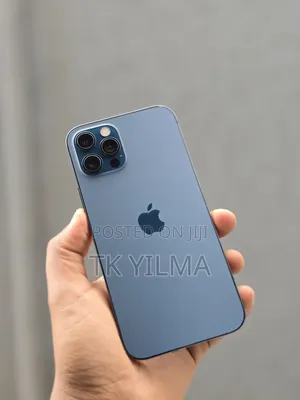 Photo - Apple iPhone 12 Pro 256 GB Blue