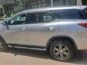 Toyota Fortuner 4.0 AWD 2020 Silver