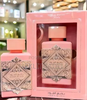 Photo - Lattafa Badee Al Oud Noble Blush