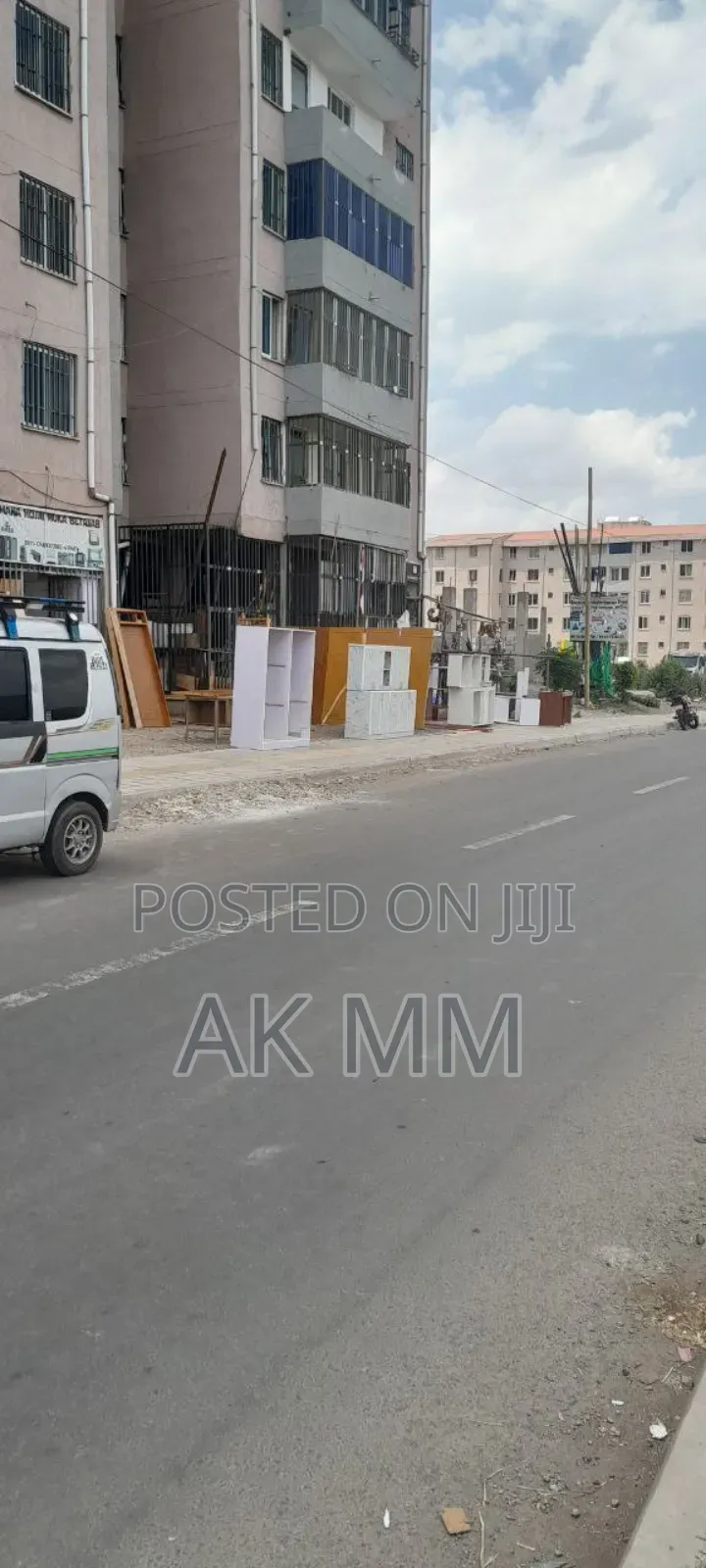 Furnished Studio Apartment in 20/30, Yeka for sale