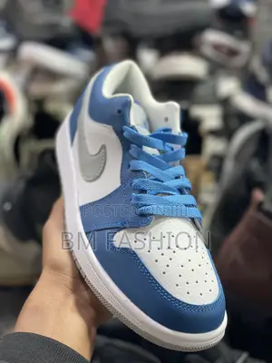 Low Dunk Jordan 1 Blue X White Trendy Stylish Footwear