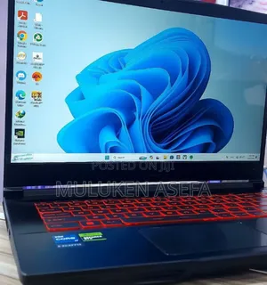 New Laptop MSI GE66 Raider 16GB Intel Core I7 SSD 1T