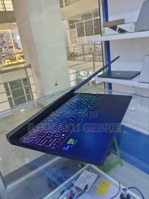 New Laptop Acer Predator Helios 300 16GB Intel Core I9 SSD 1T