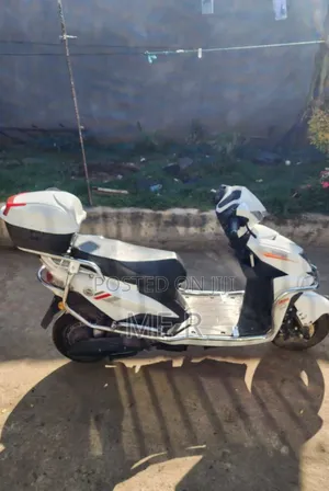 Piaggio Scooter 2023