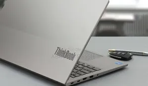 New Laptop Lenovo 32GB Intel Core I7 SSD 512GB