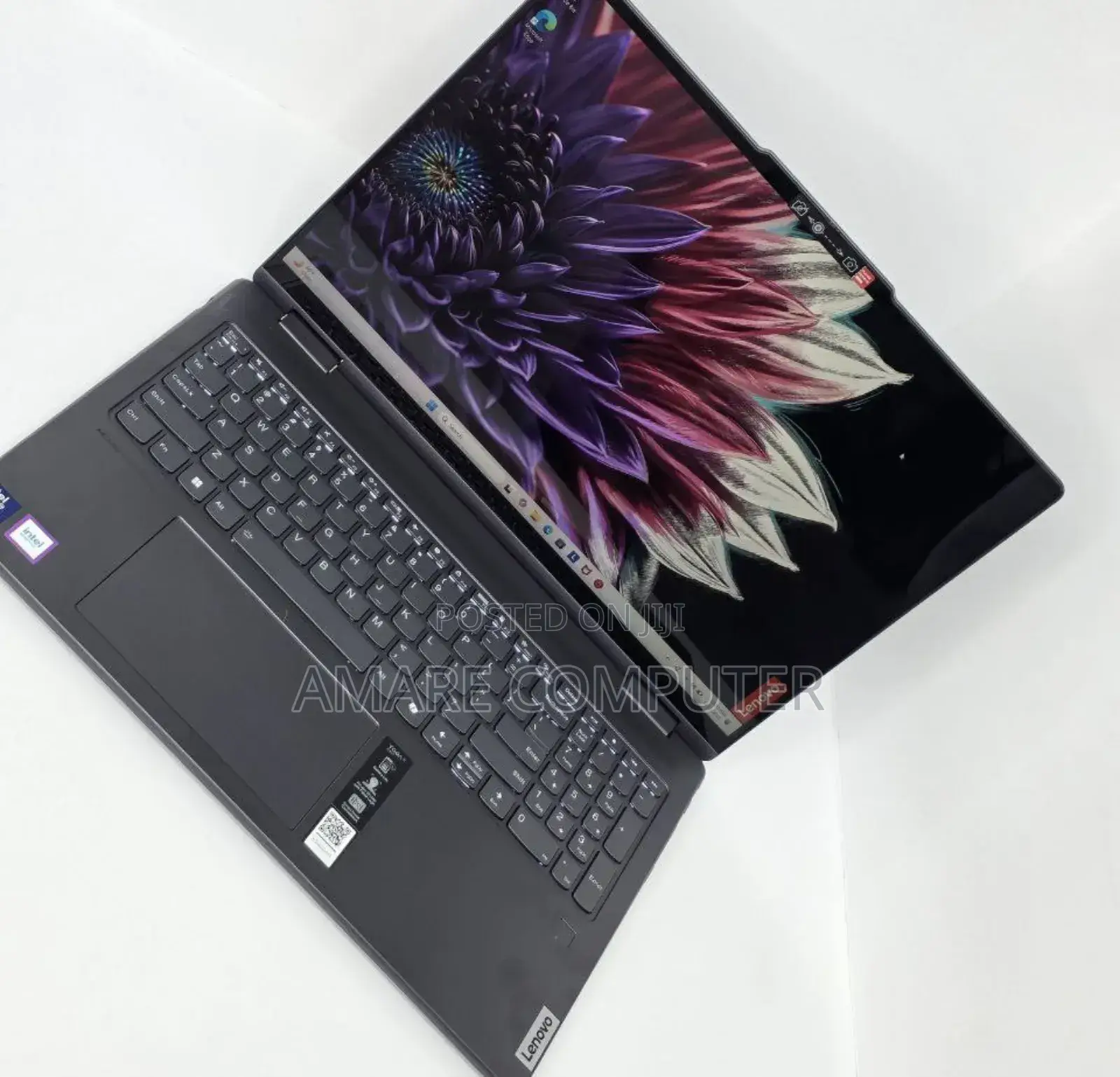 New Laptop Lenovo Yoga 7i 16GB Intel Core Ultra 7 SSD 512GB