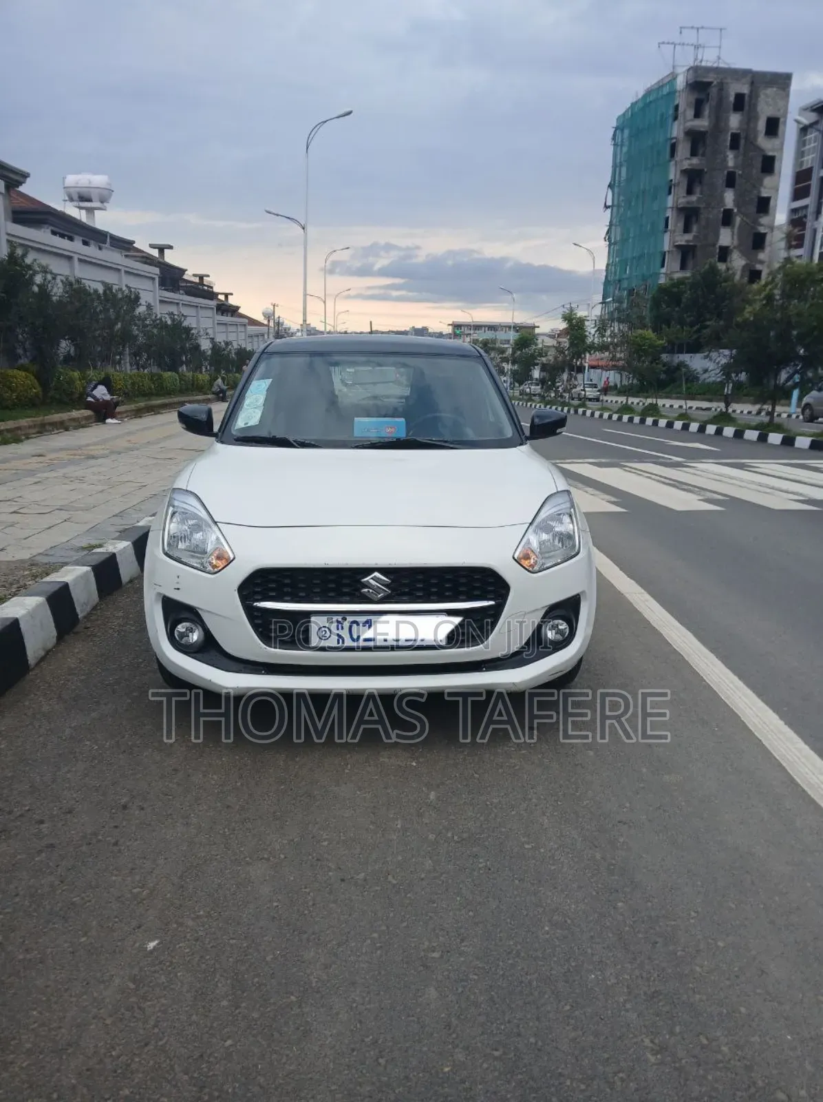 Suzuki Swift 2022 White
