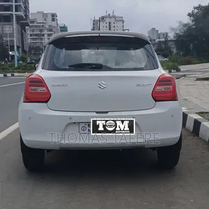 Suzuki Swift 2022 White