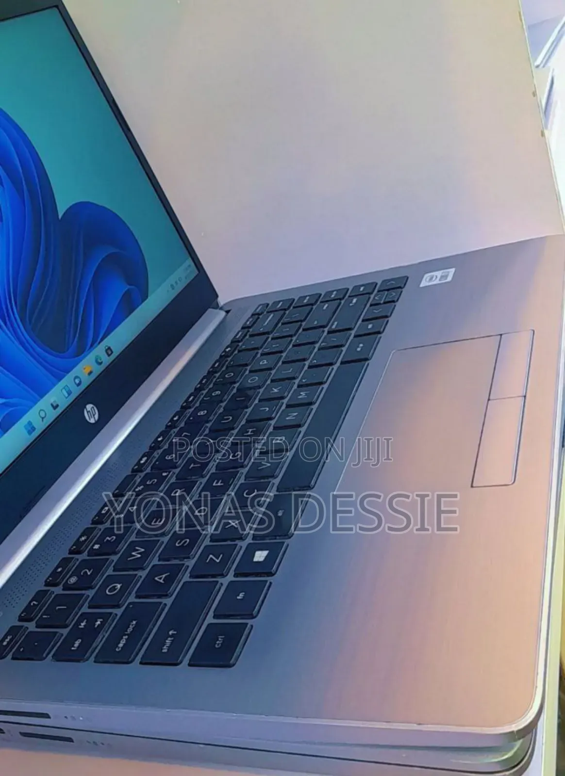 New Laptop HP Stream Notebook 8GB Intel Core I7 SSD 256GB