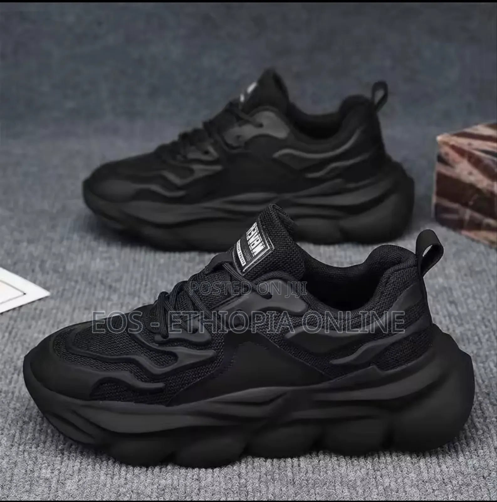 Men's Casual Sneakers [Preorder]