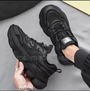 Men's Casual Sneakers [Preorder]