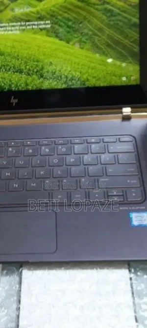 Photo - New Laptop HP Spectre 8GB Intel Core I7 SSD 256GB