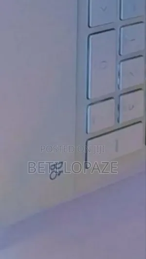 Photo - New Laptop HP Pavilion 15 8GB Intel Core I5 SSD 512GB