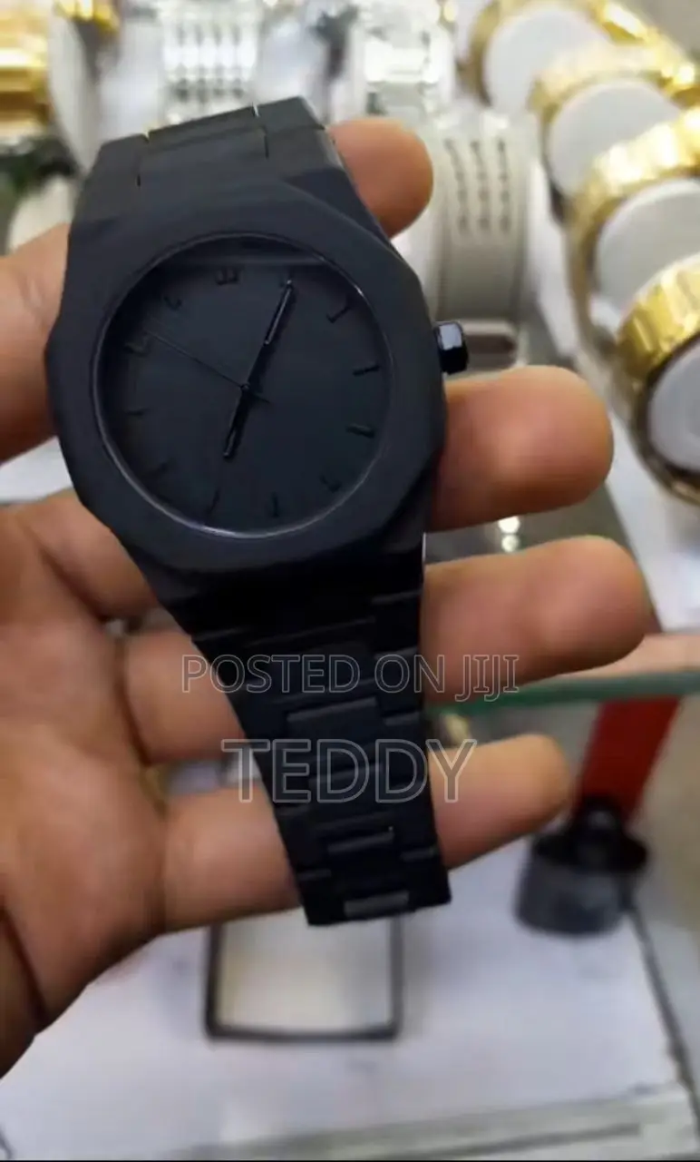 Wholesale Luxury Men's Quartz Watch Glass Casual Black Classic