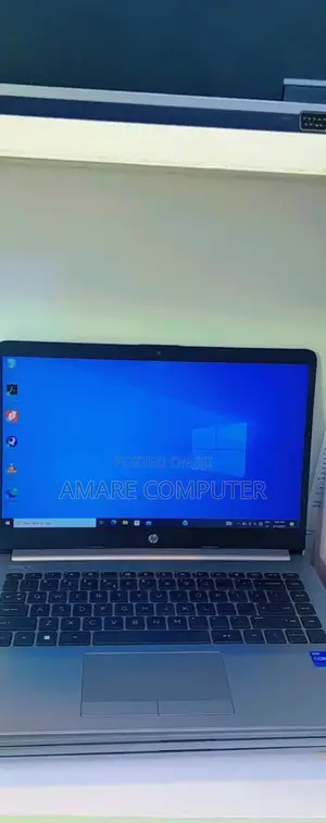 New Laptop HP Stream Notebook 8GB Intel Core I7 SSD 256GB