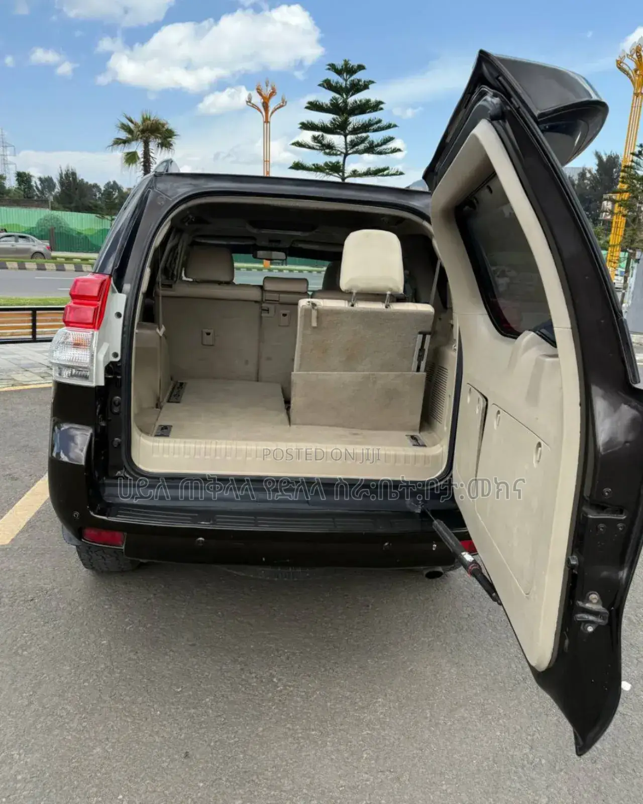 Toyota Land Cruiser Prado 2012 Brown