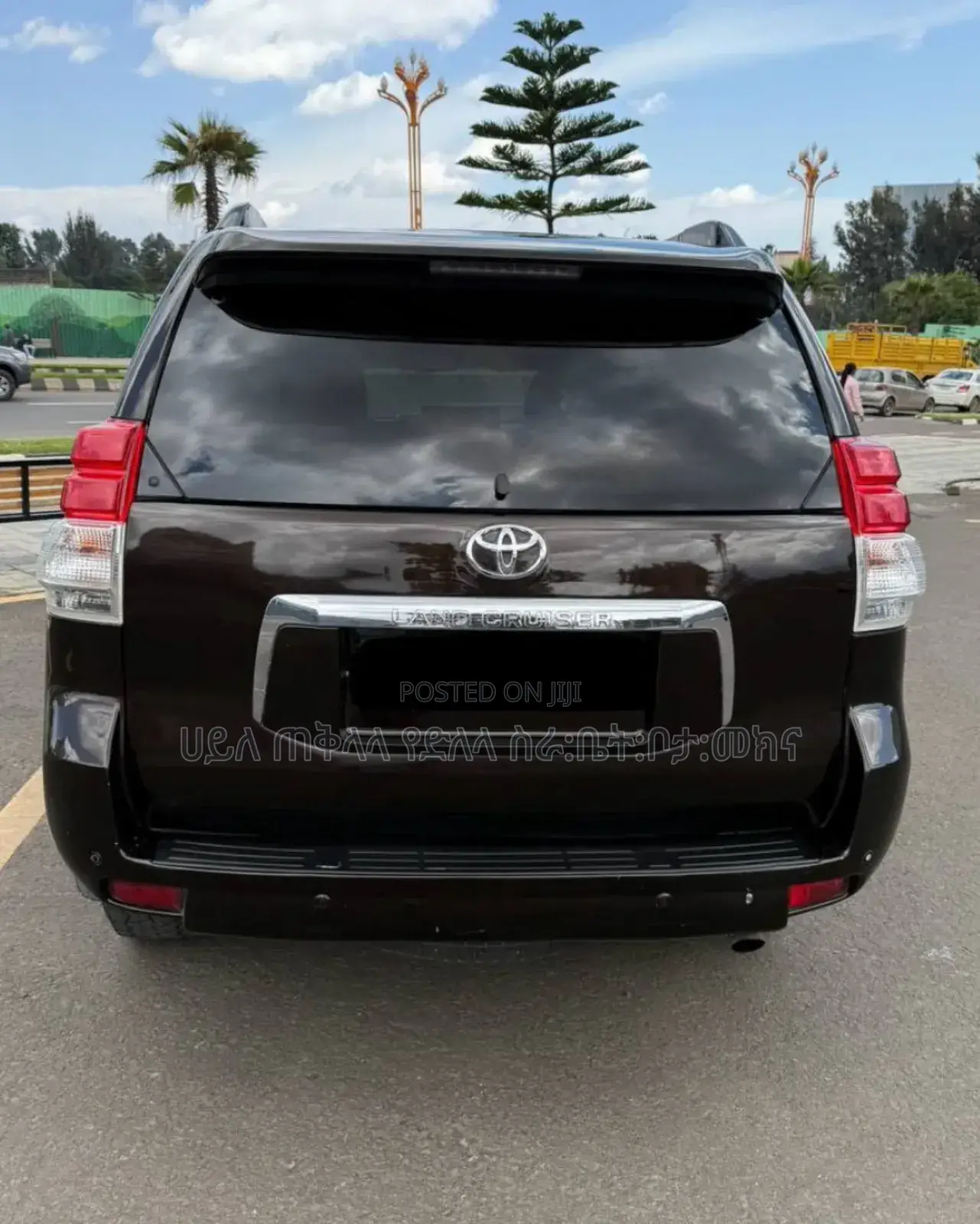Toyota Land Cruiser Prado 2012 Brown