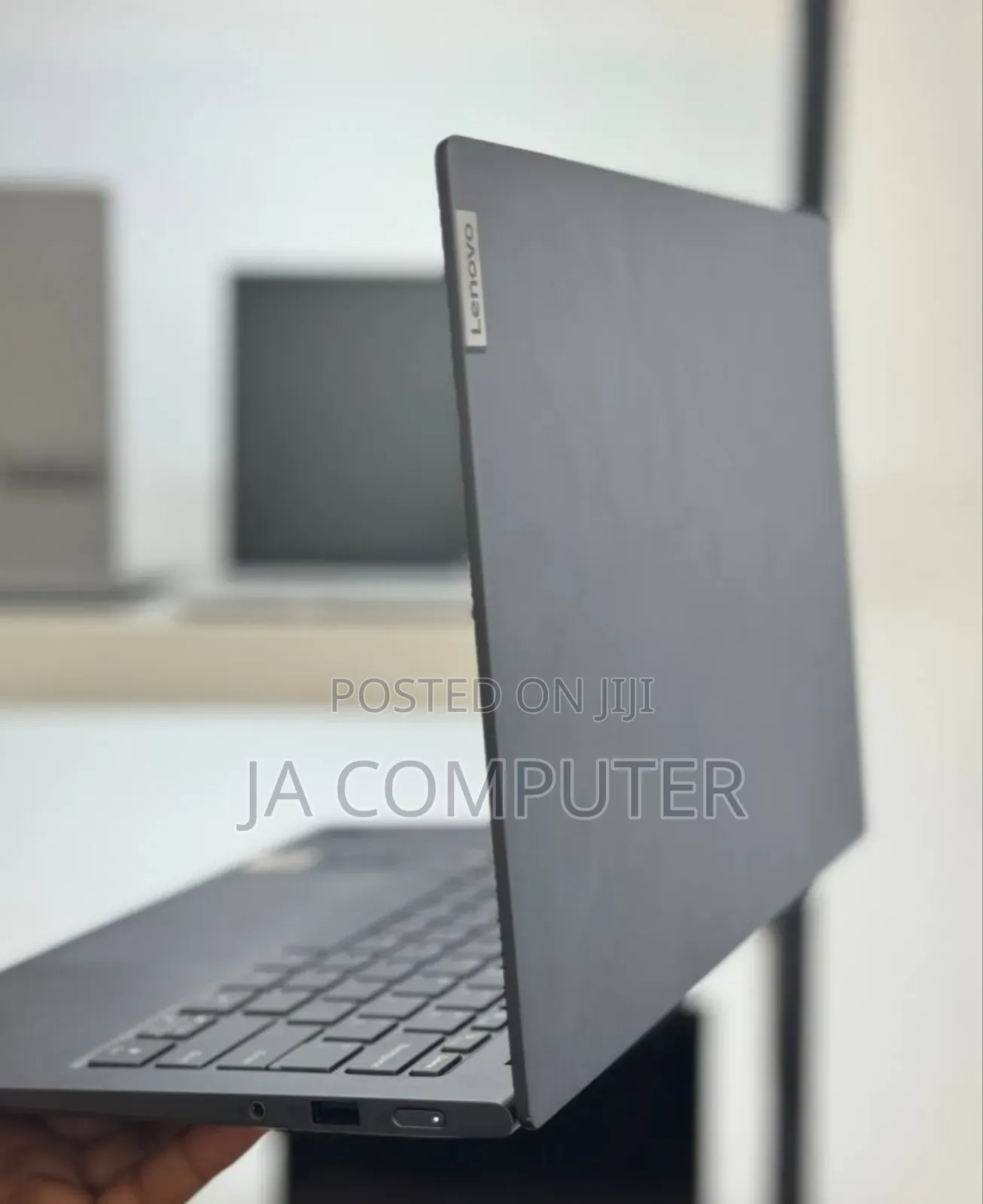 New Laptop Lenovo Yoga 7i 16GB Intel Core I7 SSD 512GB