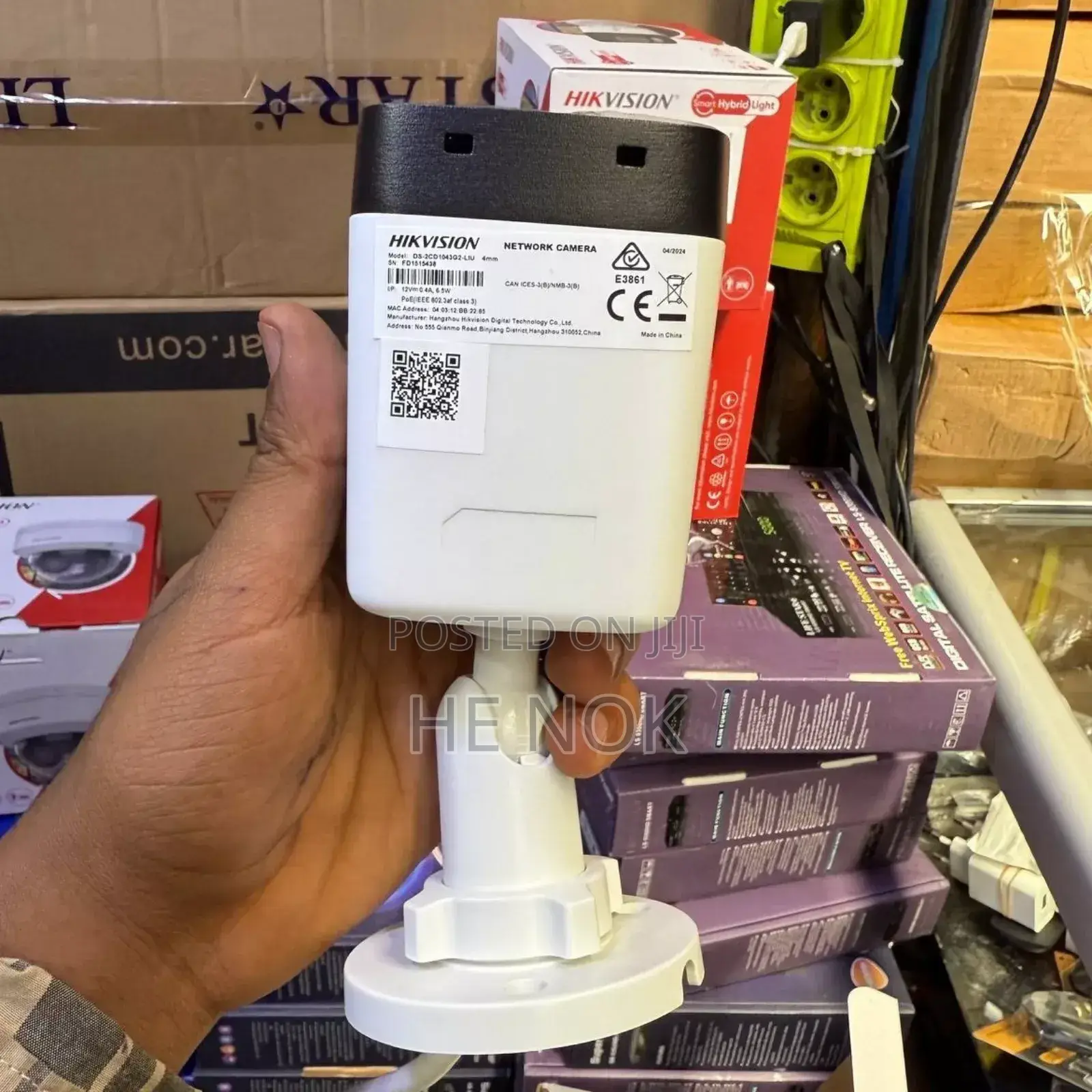 Hikvision 4mp Bullet Camera Hybrid Light