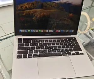 New Laptop Apple MacBook Pro M1 8GB Apple M1 Pro SSD 256GB