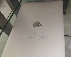 New Laptop Apple MacBook Pro M1 8GB Apple M1 Pro SSD 256GB