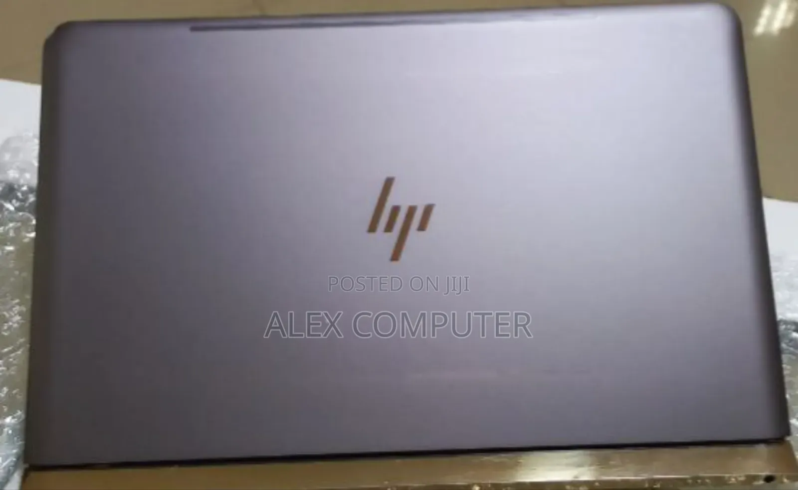 New Laptop HP Spectre 14 8GB Intel Core I7 SSD 256GB