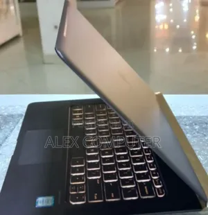 New Laptop HP Spectre 14 8GB Intel Core I7 SSD 256GB