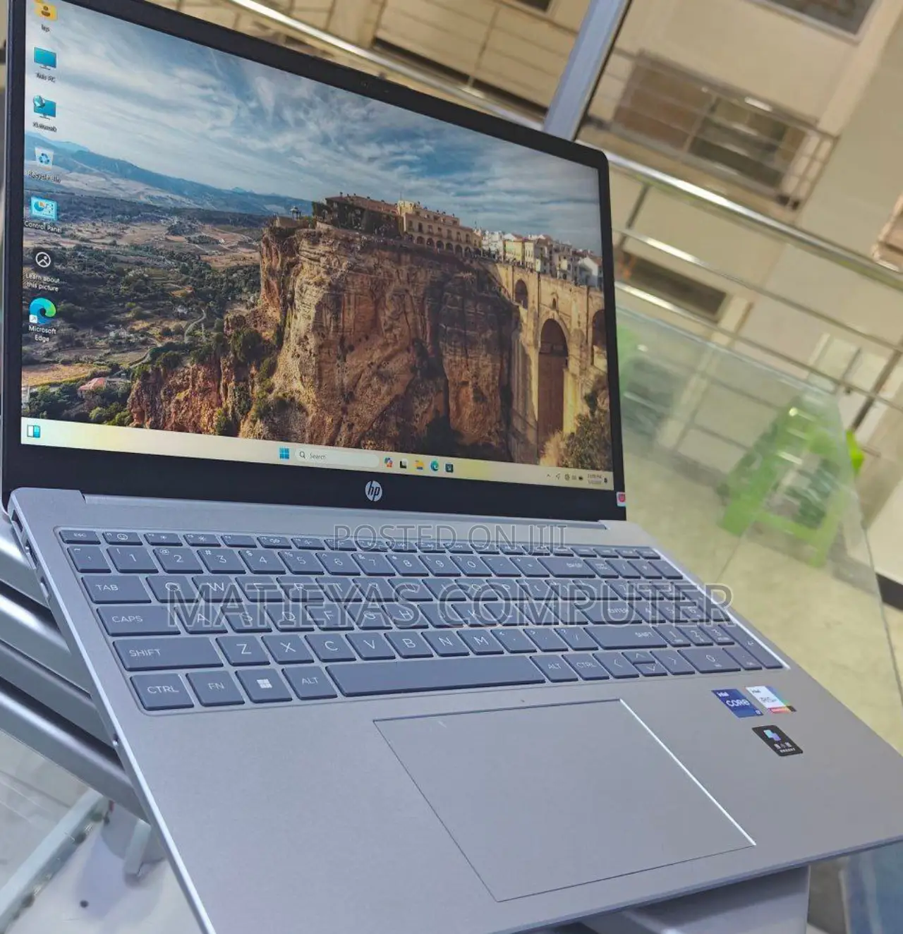 New Laptop HP Stream Notebook 16GB Intel Core I7 SSD 1T