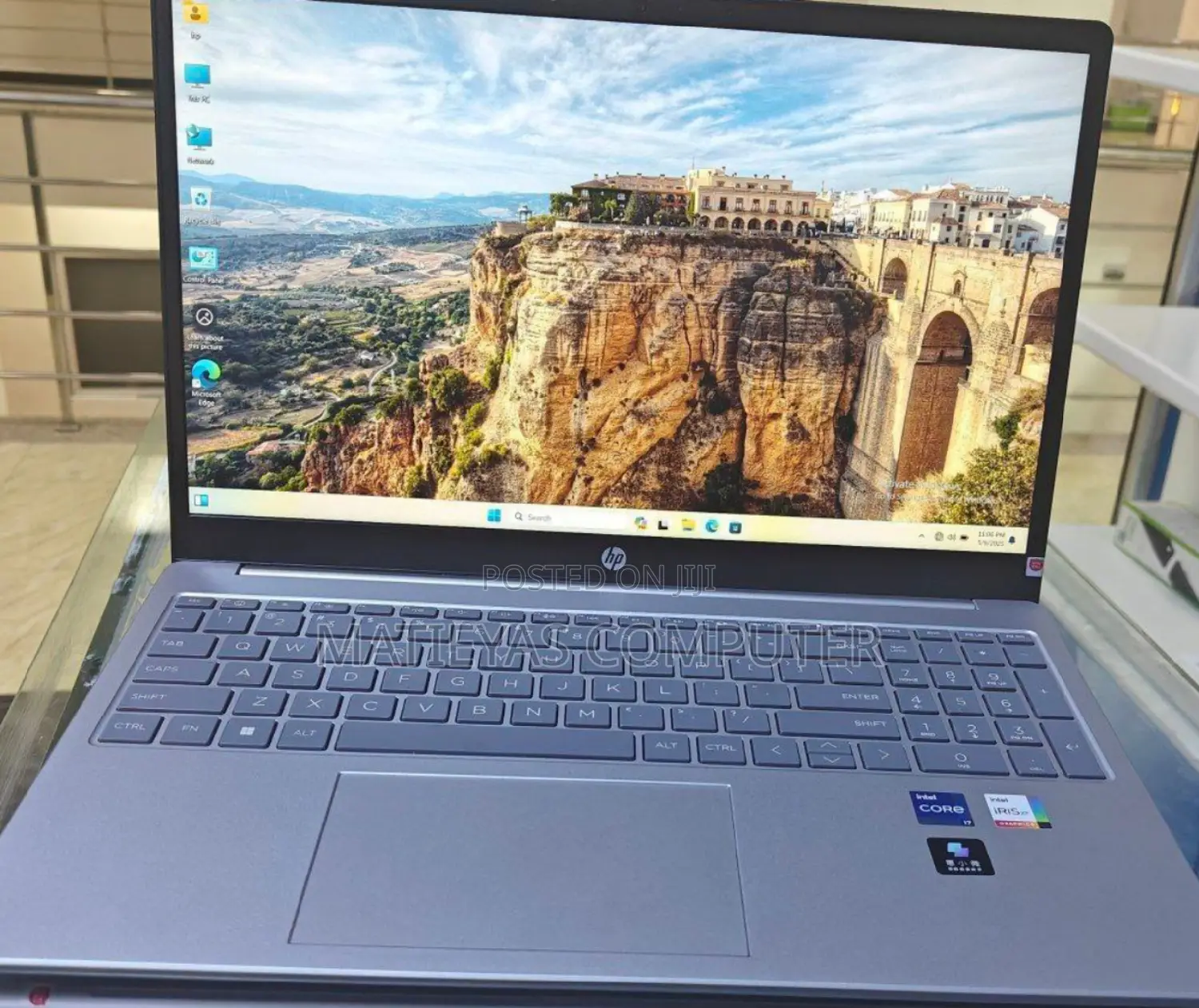 New Laptop HP Stream Notebook 16GB Intel Core I7 SSD 1T