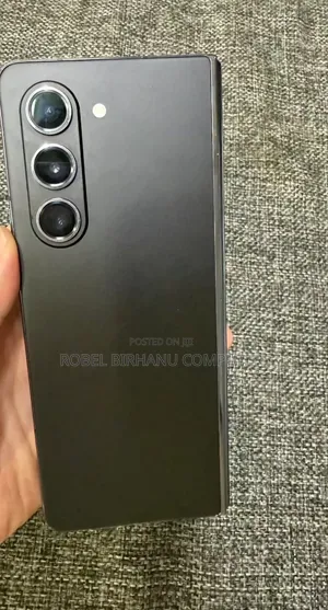 New Samsung Galaxy Z Fold 5 256 GB Black