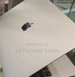 New Laptop Apple MacBook Pro M1 8GB Apple M1 Pro SSD 256GB