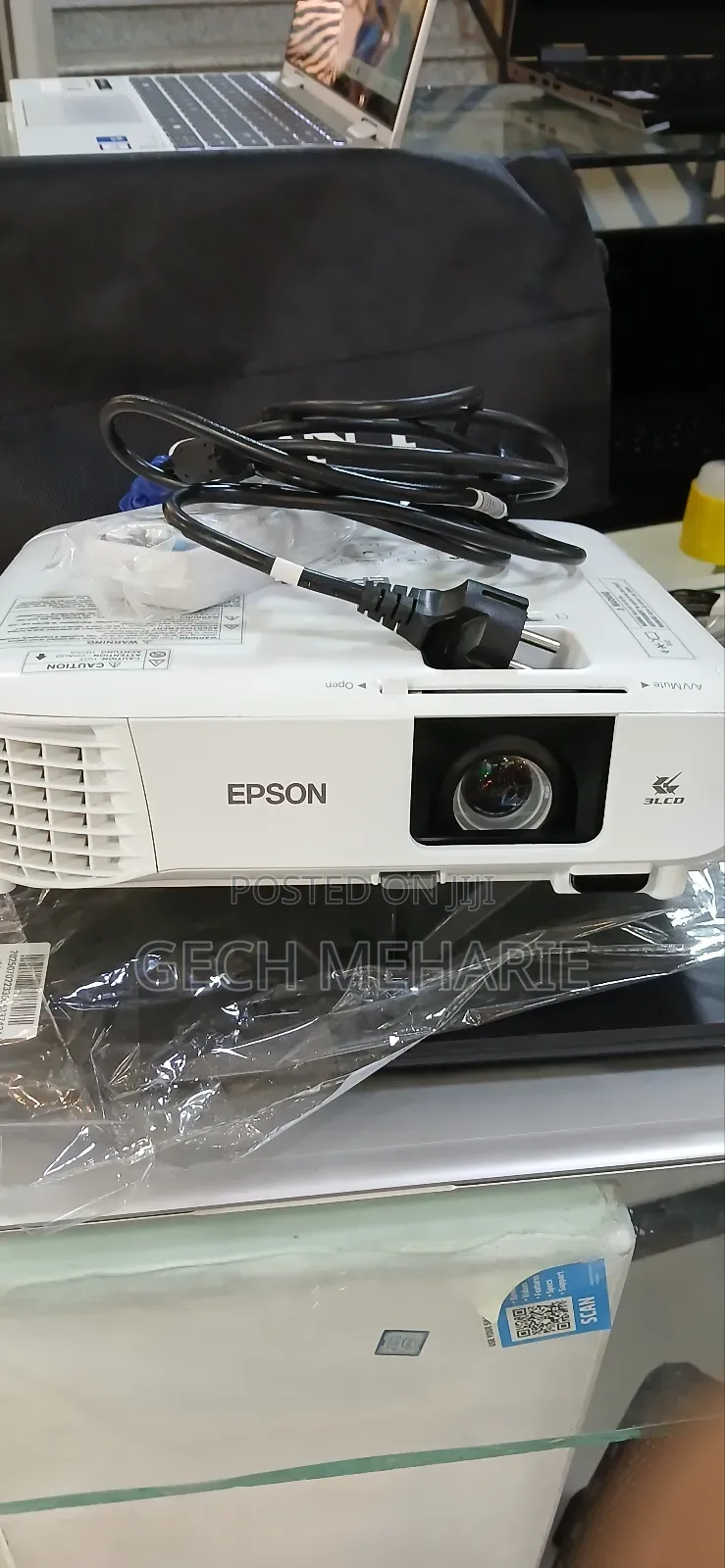 Brand New Epson Projector
 Model Ebx49