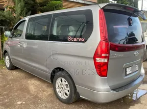 Hyundai Starex 2015 Silver