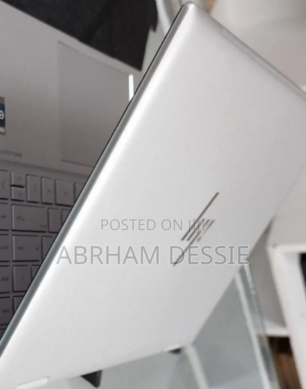 New Laptop HP Envy X360 8GB Intel Core I5 SSD 512GB