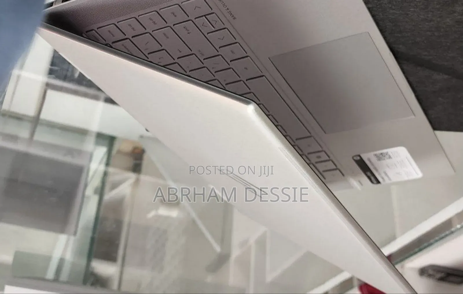 New Laptop HP Envy X360 8GB Intel Core I5 SSD 512GB