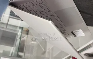 New Laptop HP Envy X360 8GB Intel Core I5 SSD 512GB