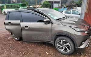 Toyota Rush 2022 Gray