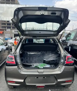 New Suzuki Swift 2025 Gray