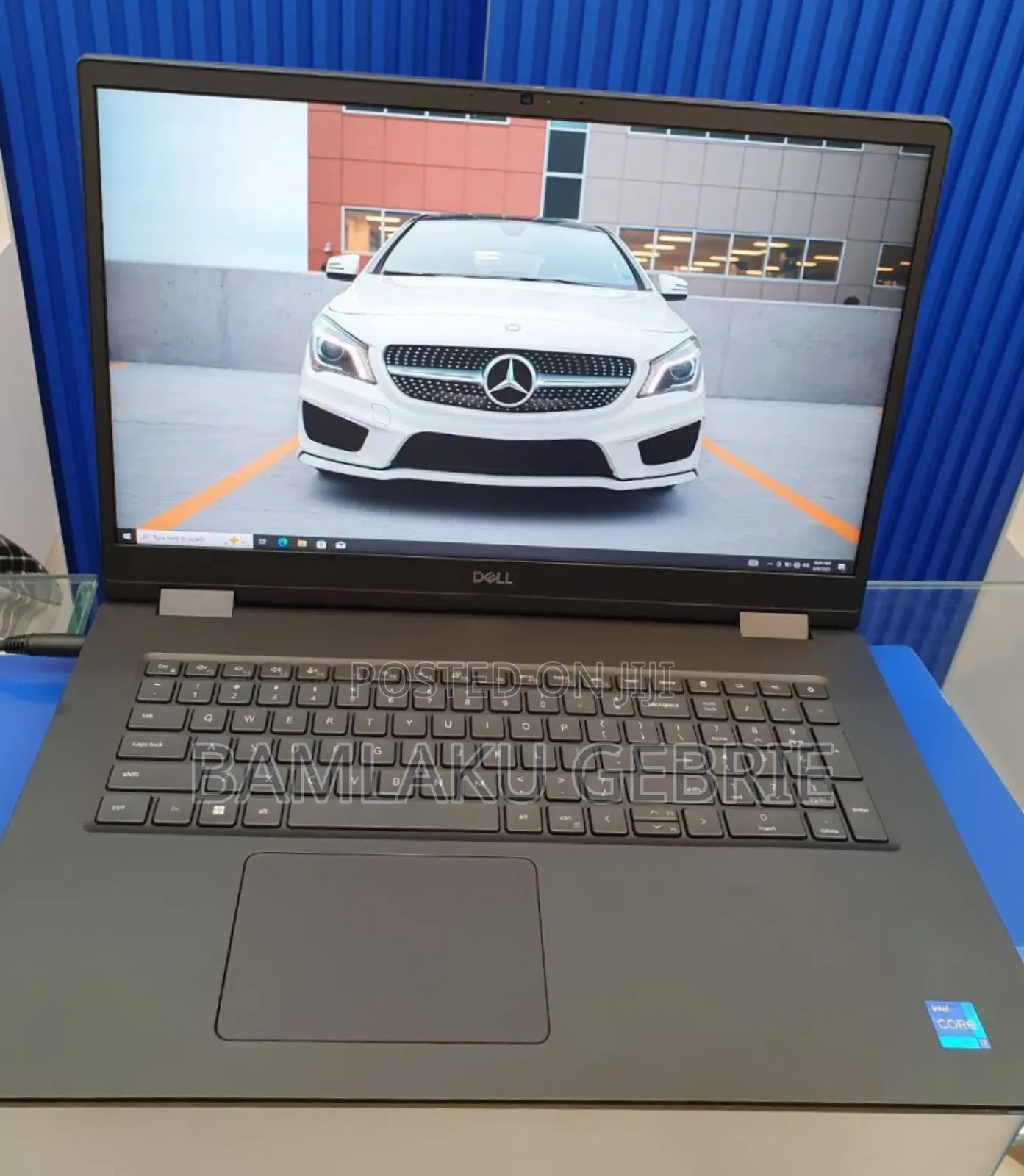 New Laptop Dell Precision 7780 32GB Intel Core I7 SSD 1T