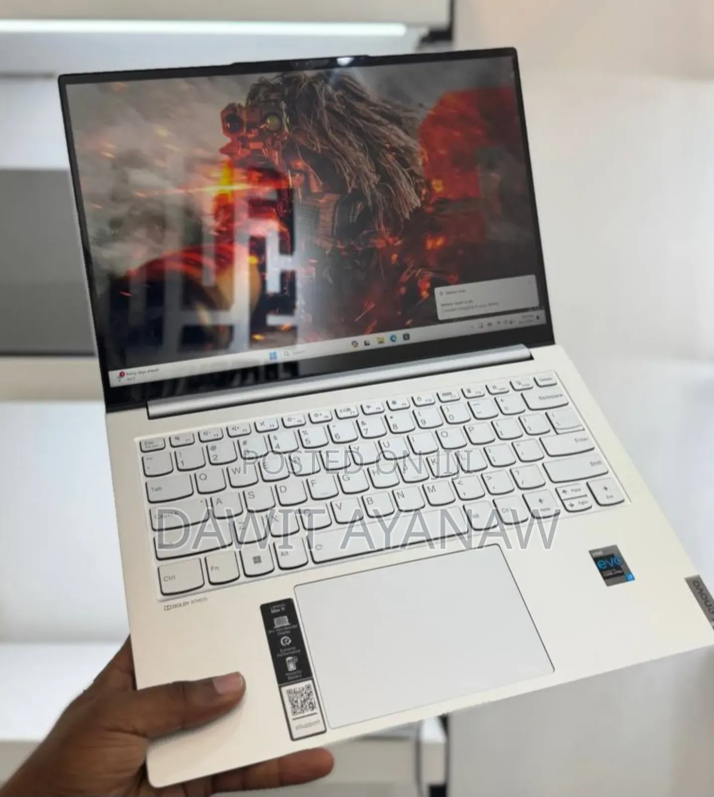 New Laptop Lenovo Yoga 7i 16GB Intel Core I7 SSD 512GB