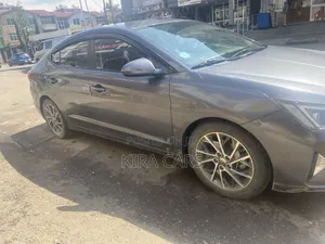 Hyundai Avante 2019 Gray