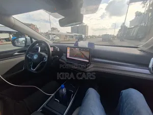 Volkswagen ID.6 2022 White