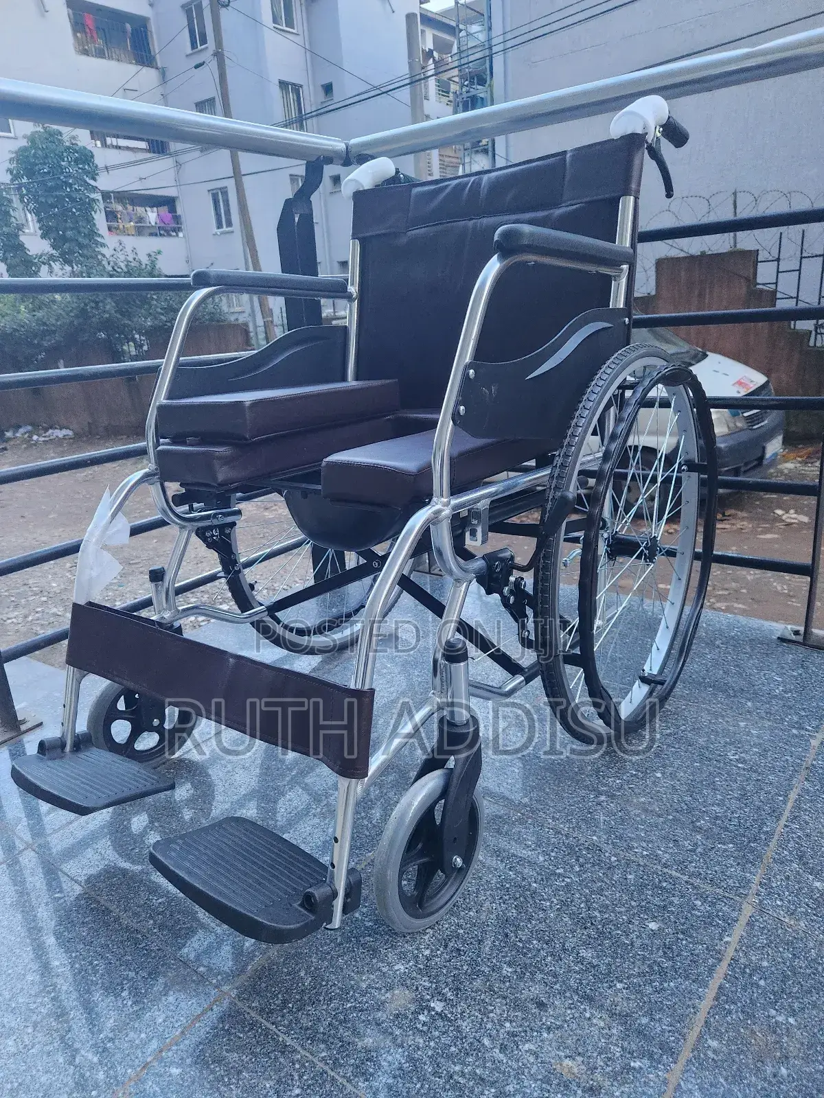 Wheelchair狗使commode Wheelchair肇因commode Wheelchair吞食wheelchair Commode